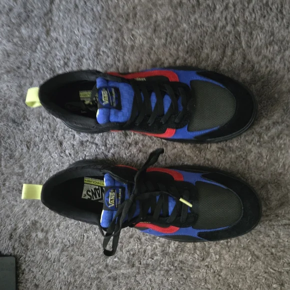 Vans Ultrarange Neo Vr3 Men Size 13 Vr3Cush Black Blue Red 072025